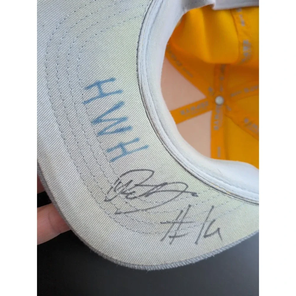 Iowa Hawkeyes Zephyr Z‎ Hats Flat Brim Flex Fit Hat Yellow Gray NCAA Kids OS